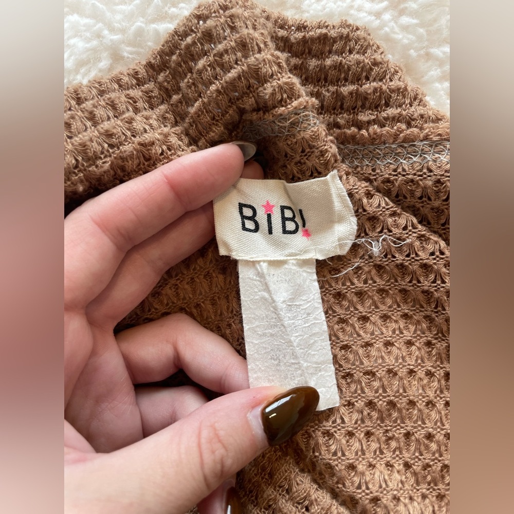 BiBi Textured Brown Knit Top - Picture 3 of 3